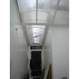 instalação de cobertura de policarbonato para lavanderia em Poá